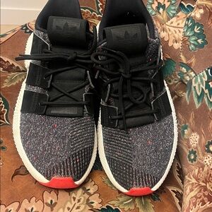 Adidas Prophere Black and White sneaker CQ3022